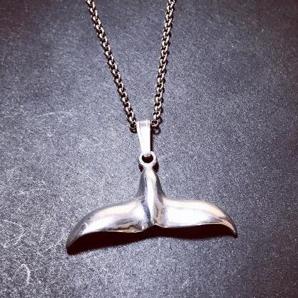 Whale tail - Pendant for men - silv..