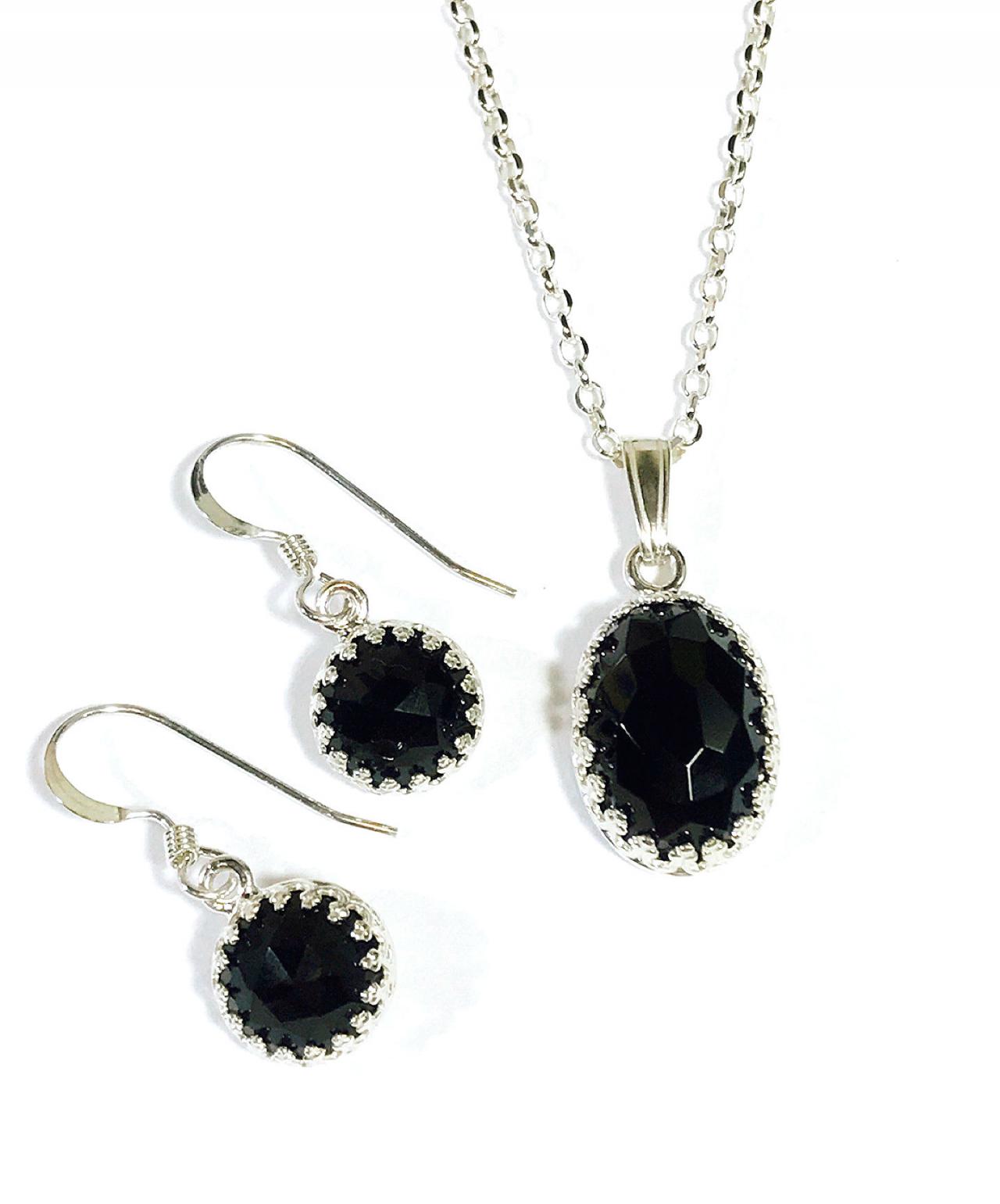 Black Onyx - Silver 925 Set For Women - Pendant And Earrings